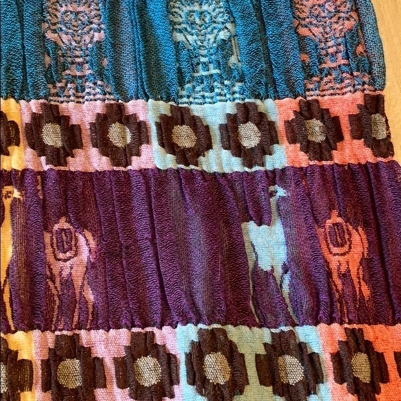 Authentic Peruvian Scarf, like new - Picture 5 of 5